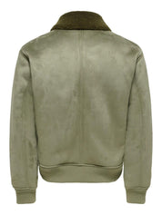 ONSPencer suede verde - retro su fondo bianco