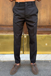 Pantalone Capri Fit Nero - vista laterale