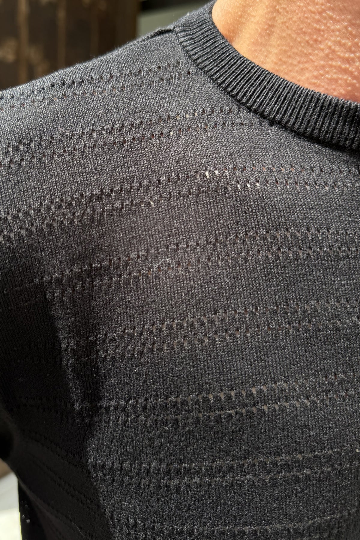 Seinse - T-shirt Traforata in Maglina Nero
