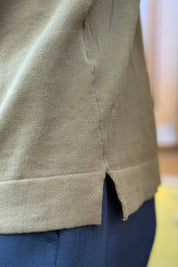 Polo con Zip Verde Militare - vista frontale
